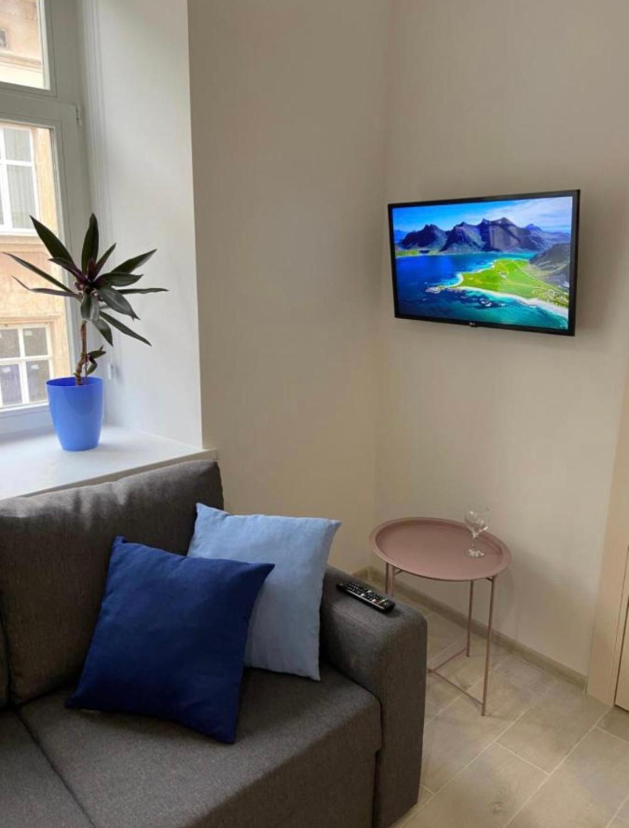 Vip Apartment Ploscha Rynok Lviv Buitenkant foto