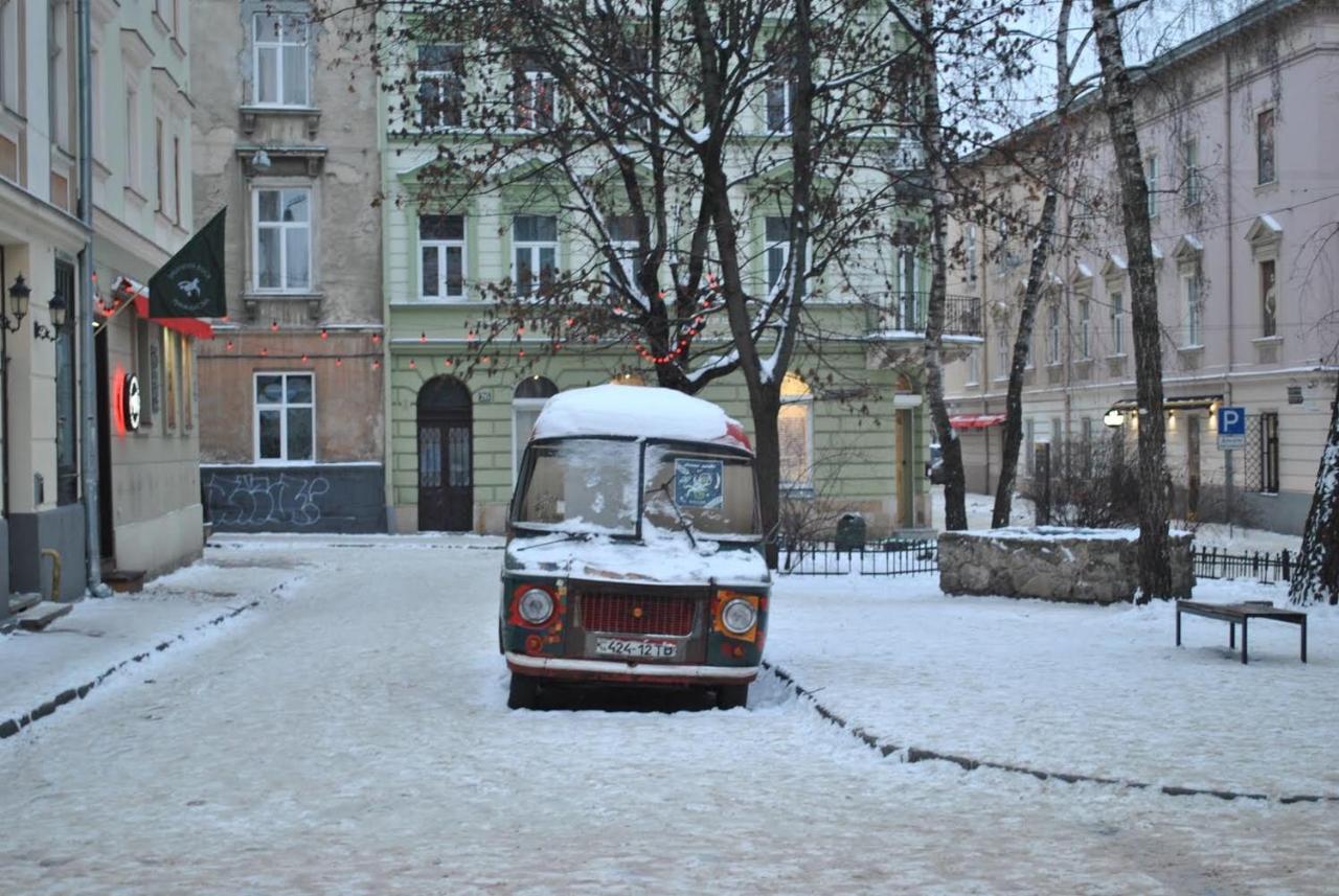 Vip Apartment Ploscha Rynok Lviv Buitenkant foto