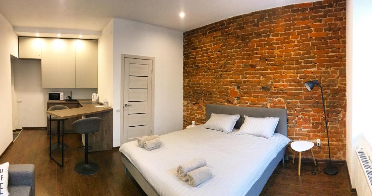 Vip Apartment Ploscha Rynok Lviv Buitenkant foto