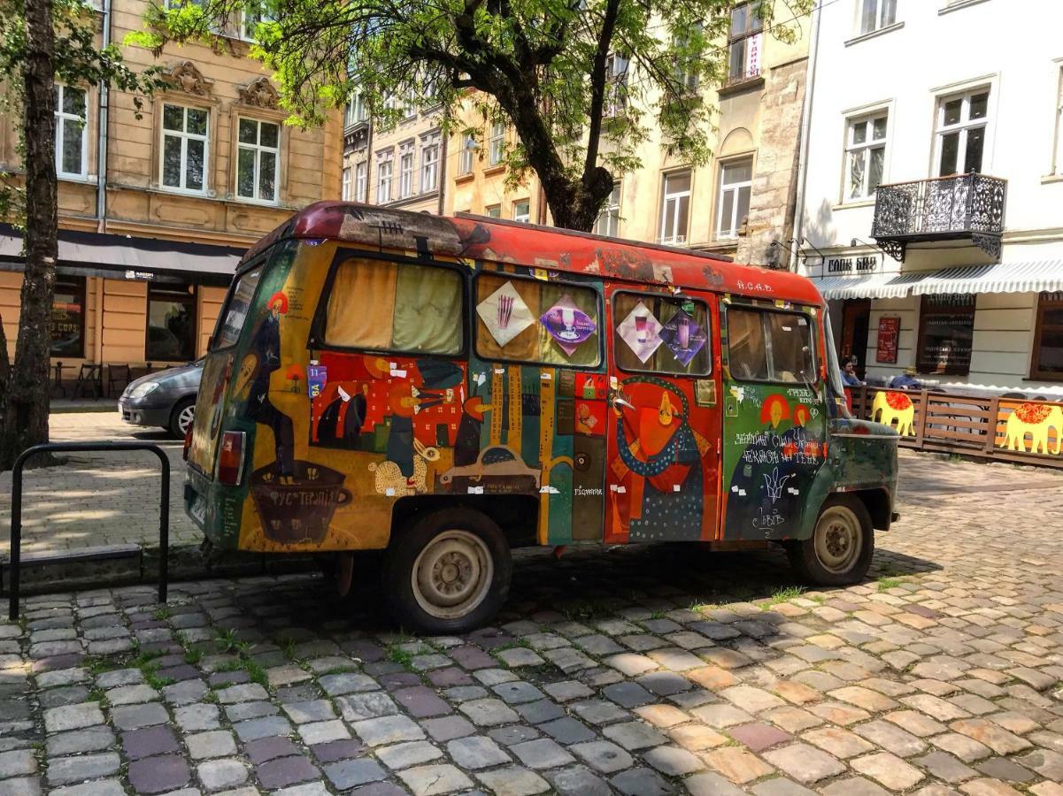 Vip Apartment Ploscha Rynok Lviv Buitenkant foto