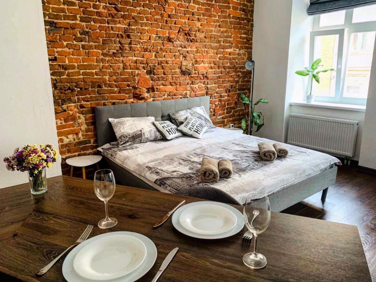 Vip Apartment Ploscha Rynok Lviv Buitenkant foto